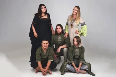 Хольда